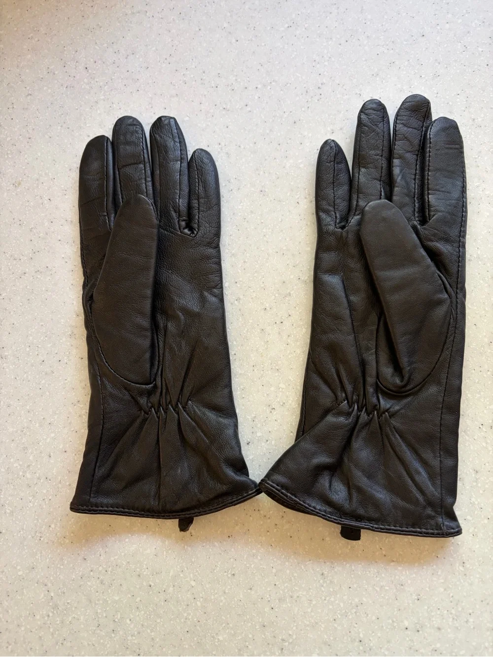 Vintage Y2K Women’s Brown Black Blue Leather Embroidered Gloves. Size S/M